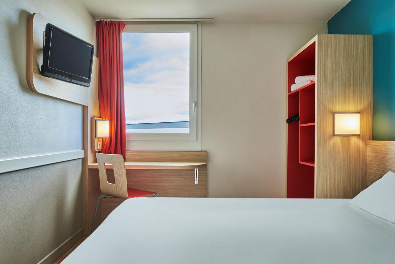Kyriad Direct Mont De Marsan - St Avit Saint-Avit  Εξωτερικό φωτογραφία