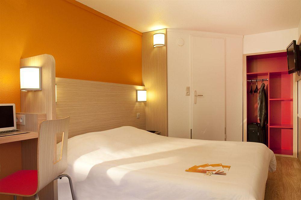 Kyriad Direct Mont De Marsan - St Avit Saint-Avit  Εξωτερικό φωτογραφία